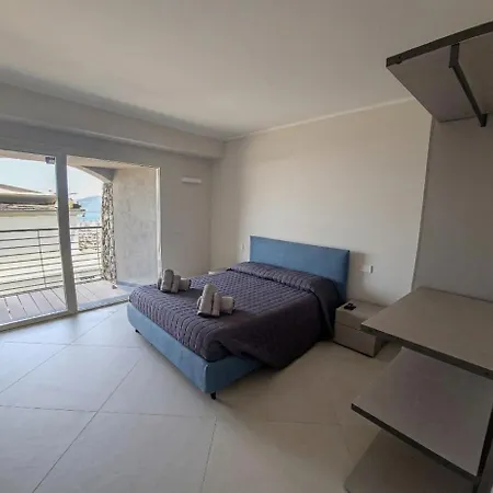 Seafrontbonassola Apartmán *