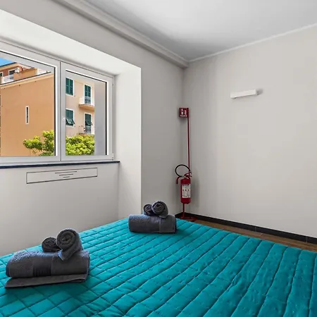 Seafrontbonassola * Bonassola